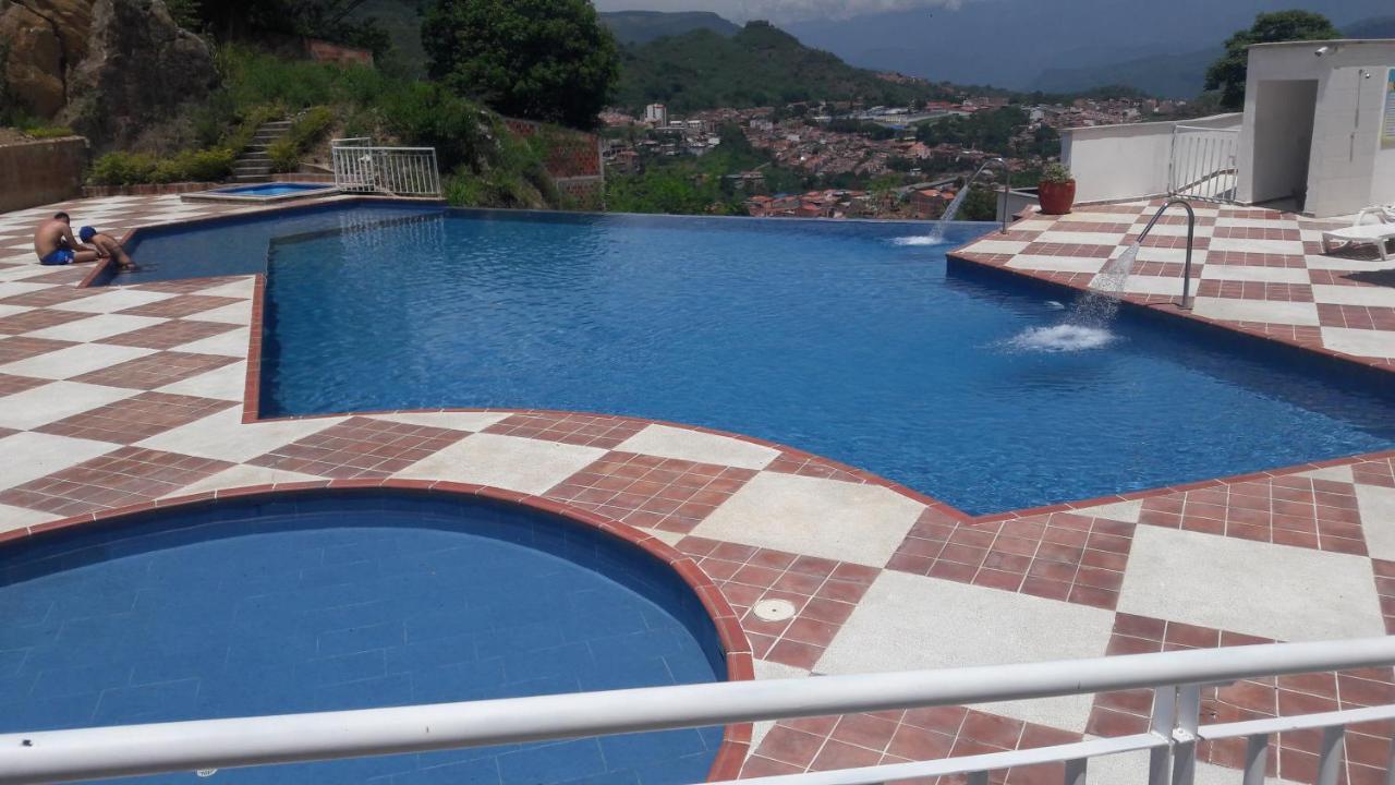 Apartamento Amoblado 2 Habitaciones - San Gil Bagian luar foto